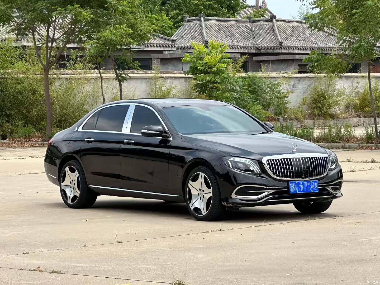 Mercedes-Benz E-Class, 2019 3