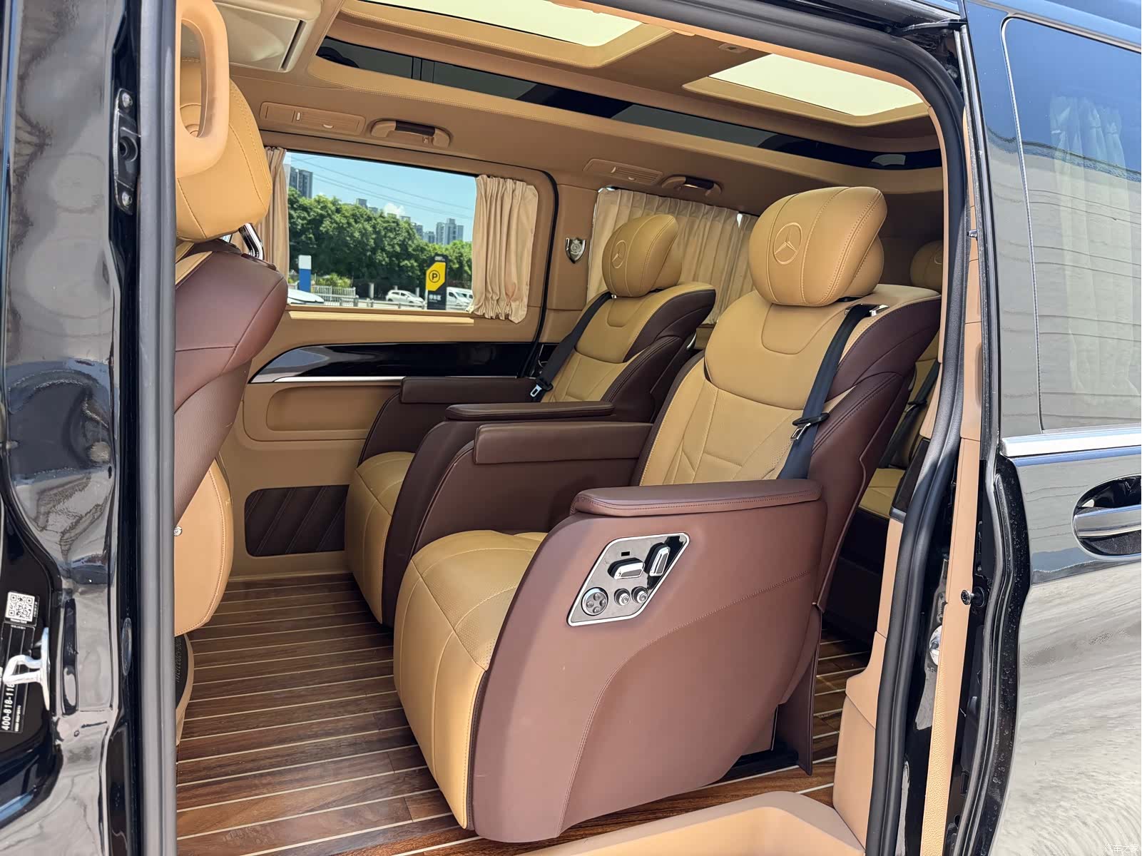 Mercedes-Benz V-Class, 2019 11