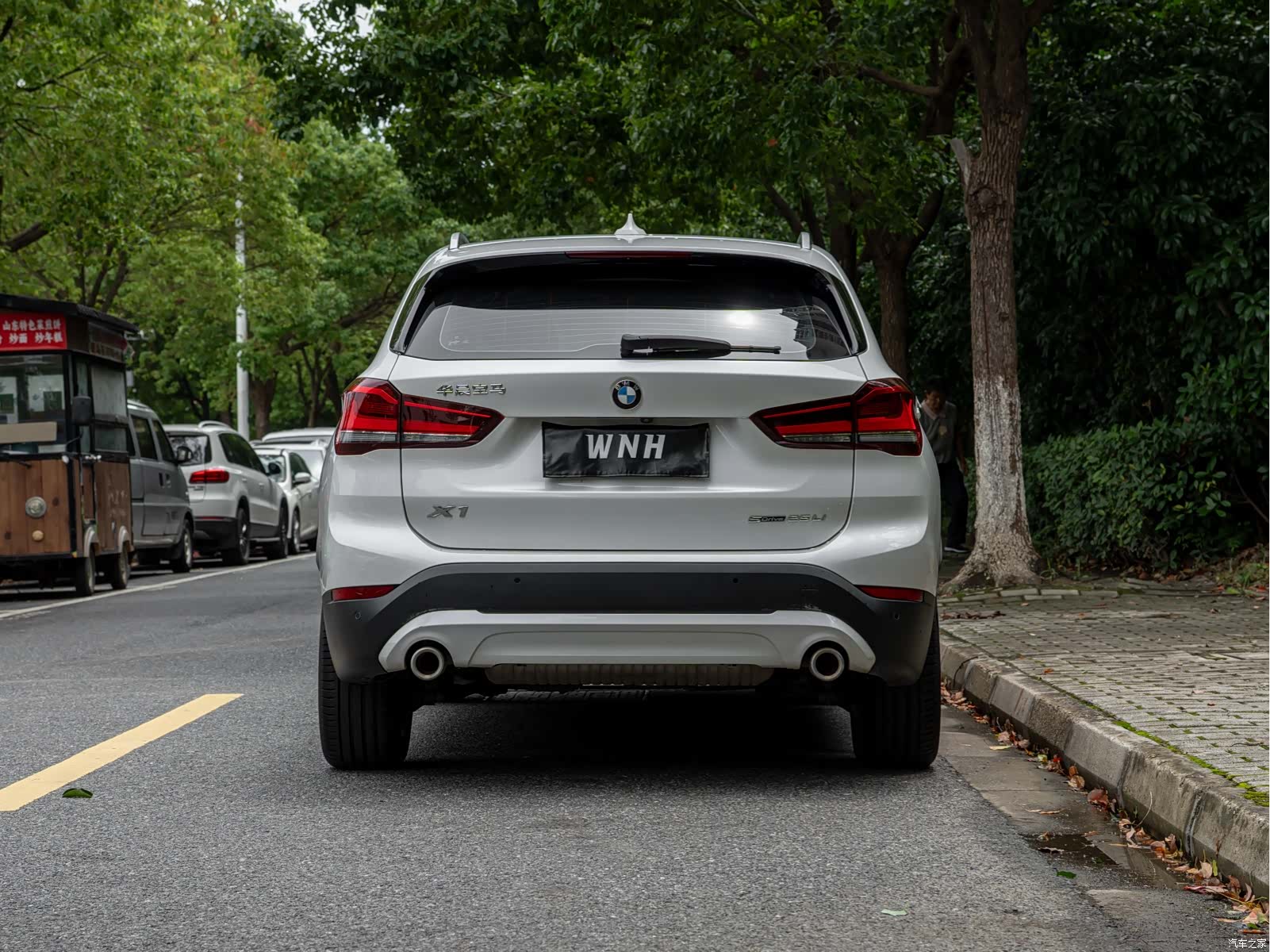 BMW X1, 2021 все фото