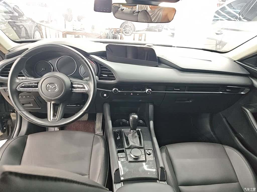 Mazda Mazda3, 2021 10