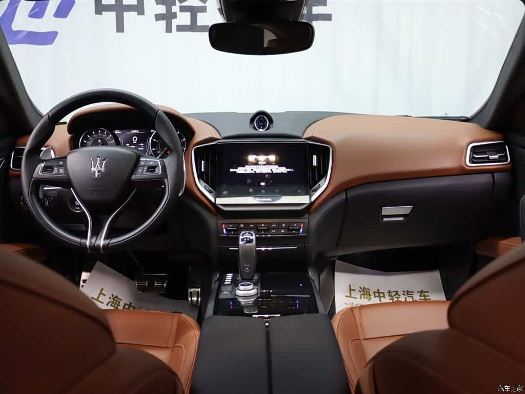 Maserati Ghibli, 2023 11