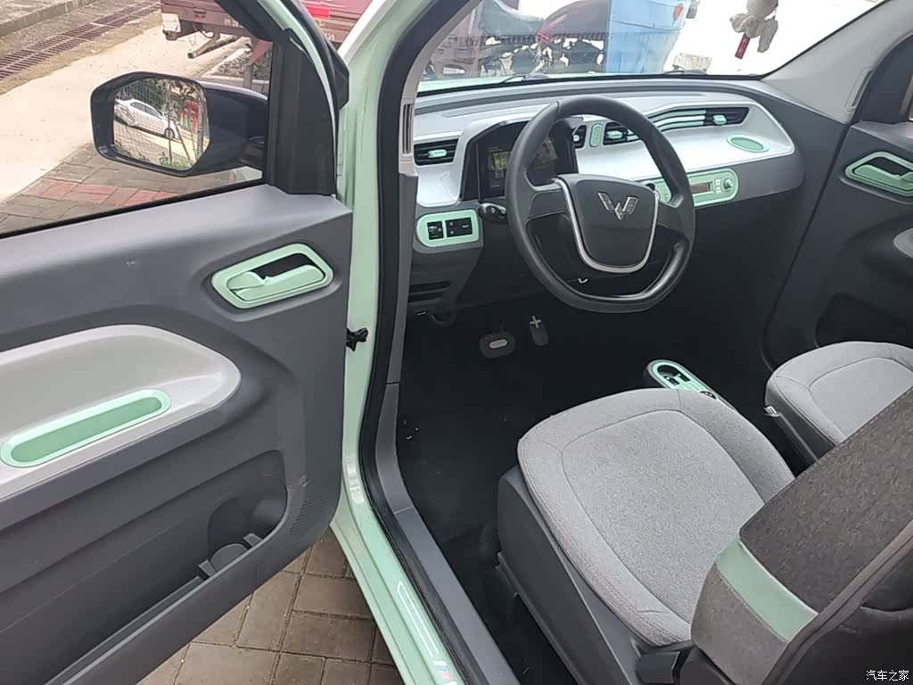 Wuling MINIEV, 2022 16