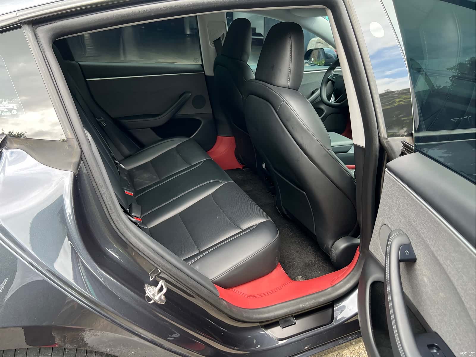 Tesla Model 3, 2024 9