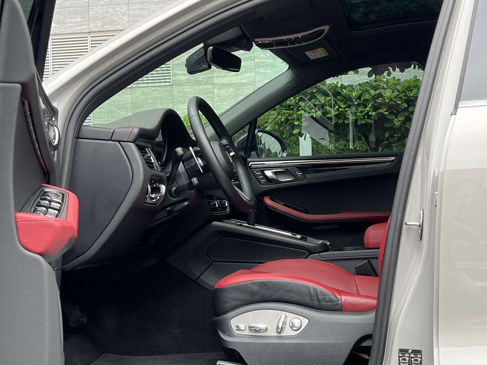 Porsche Macan, 2023 8