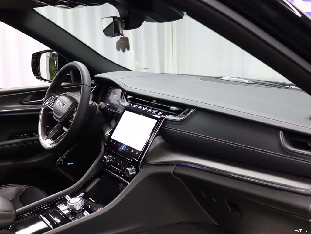 Jeep Grand Cherokee, 2025 19