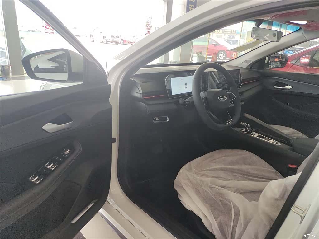 Geely Binray, 2026 16