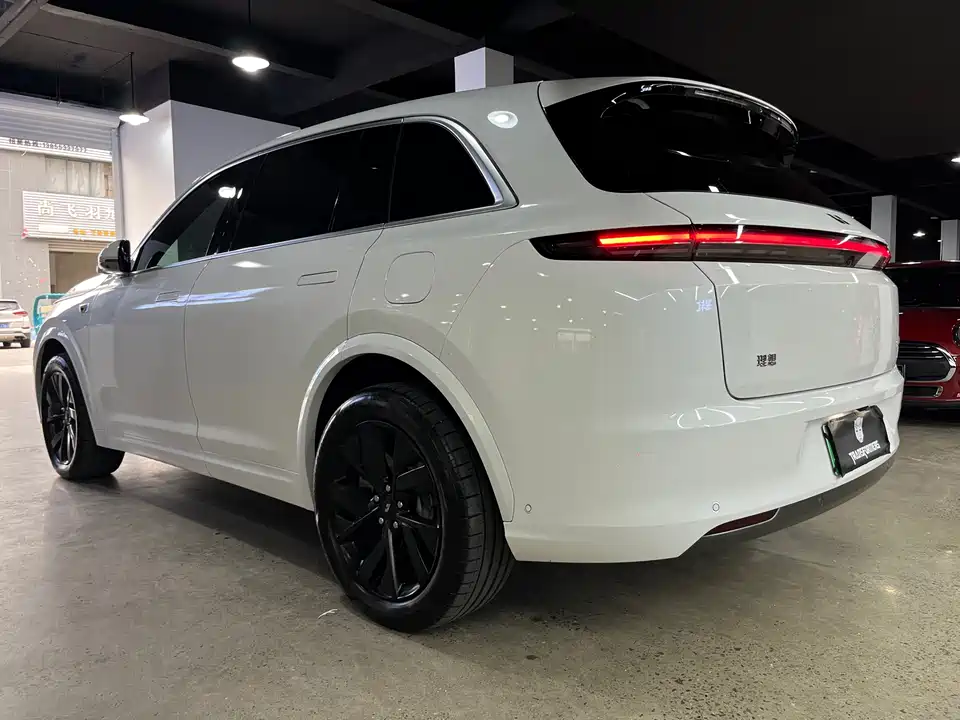 Li Auto Ideal L7