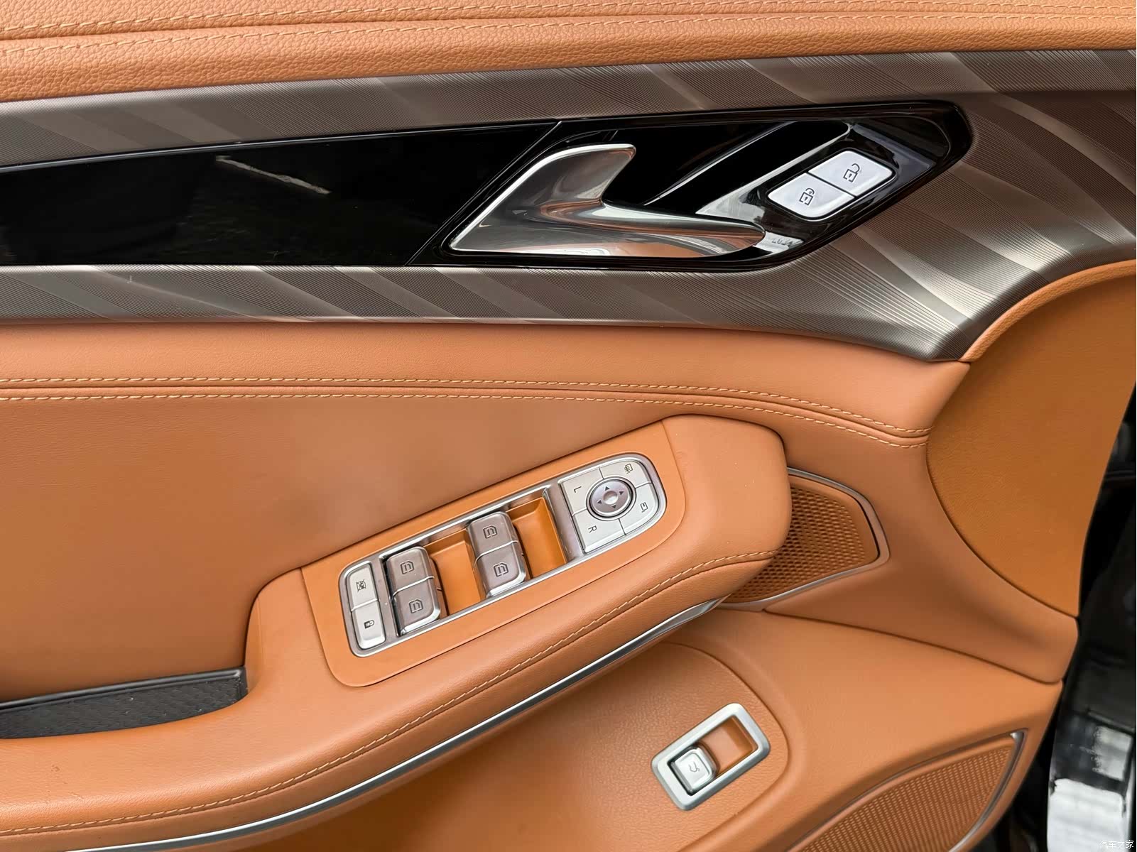 Hongqi H9, 2023 7