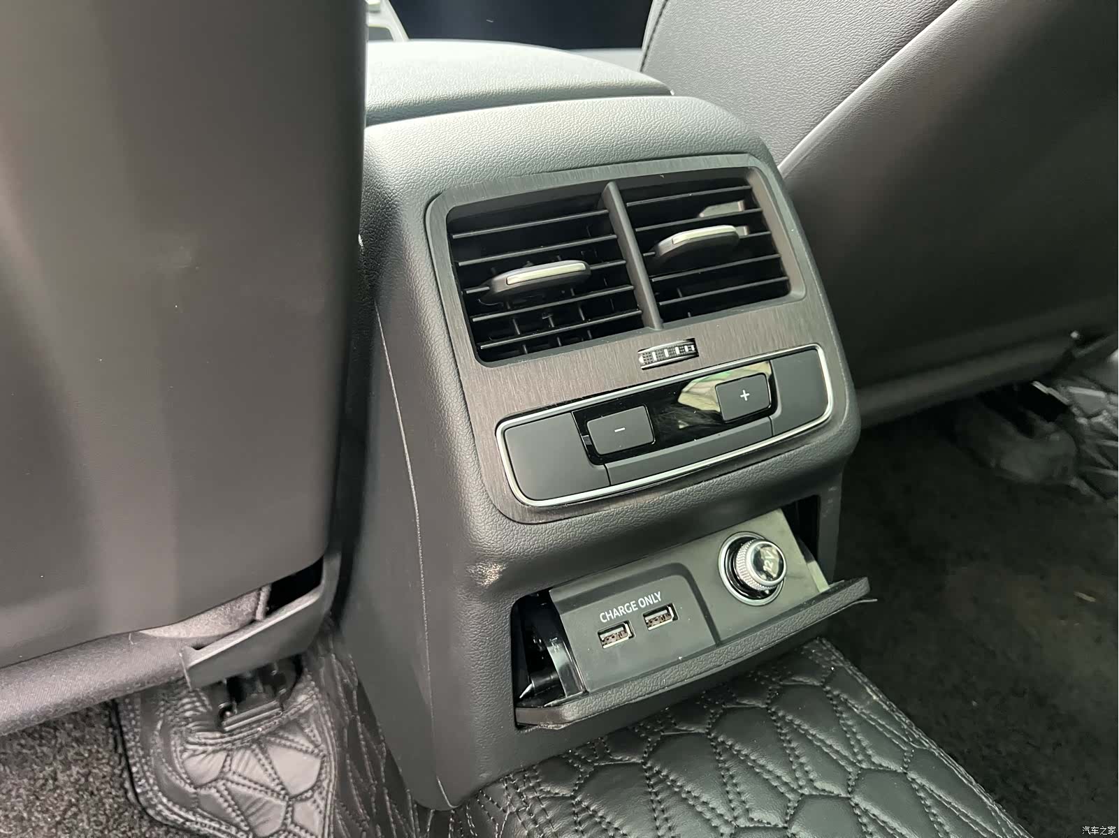 Audi A4L, 2024 16