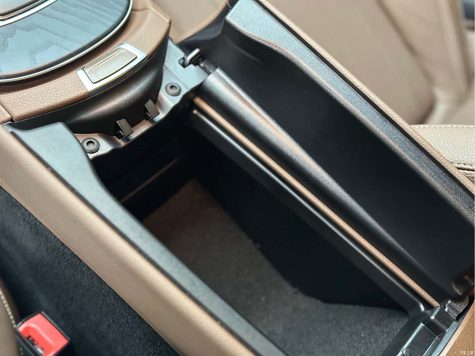 Mercedes-Benz E-Class, 2021 15