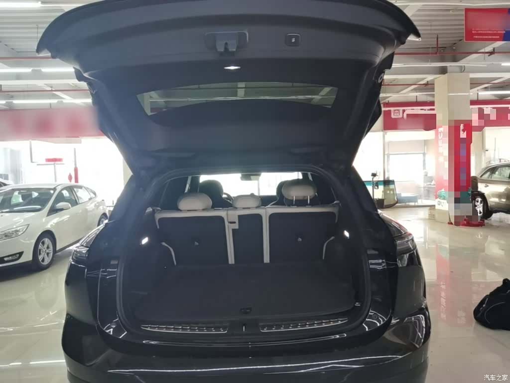 NIO ES6, 2024 19