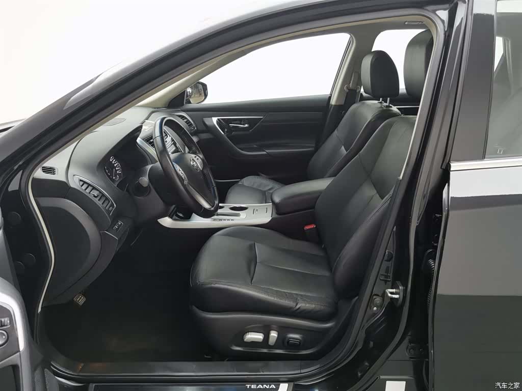 Nissan Teana, 2018 10