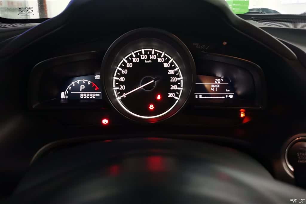 Mazda CX-4, 2019 14