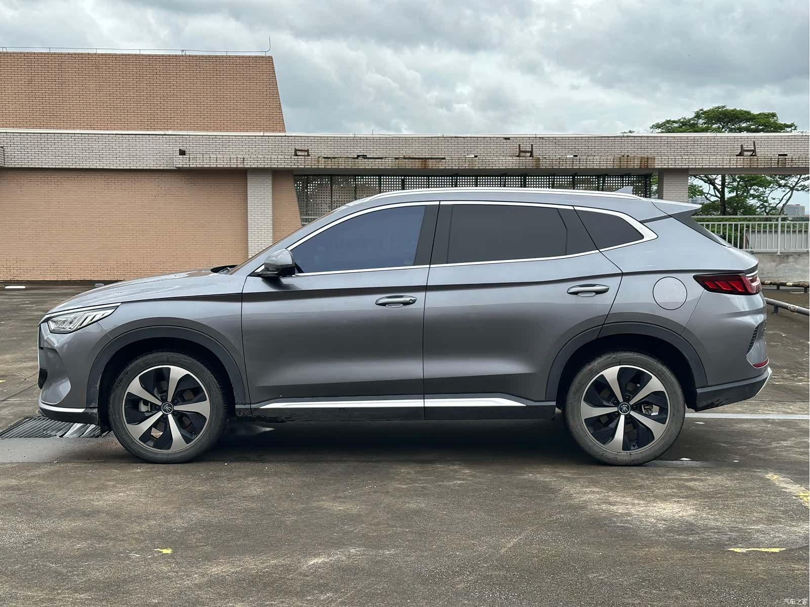 BYD Song, 2022 8