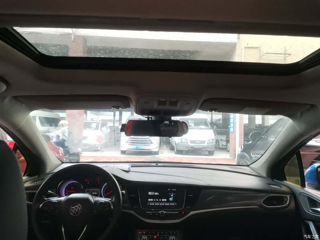 Buick Verano, 2018 18