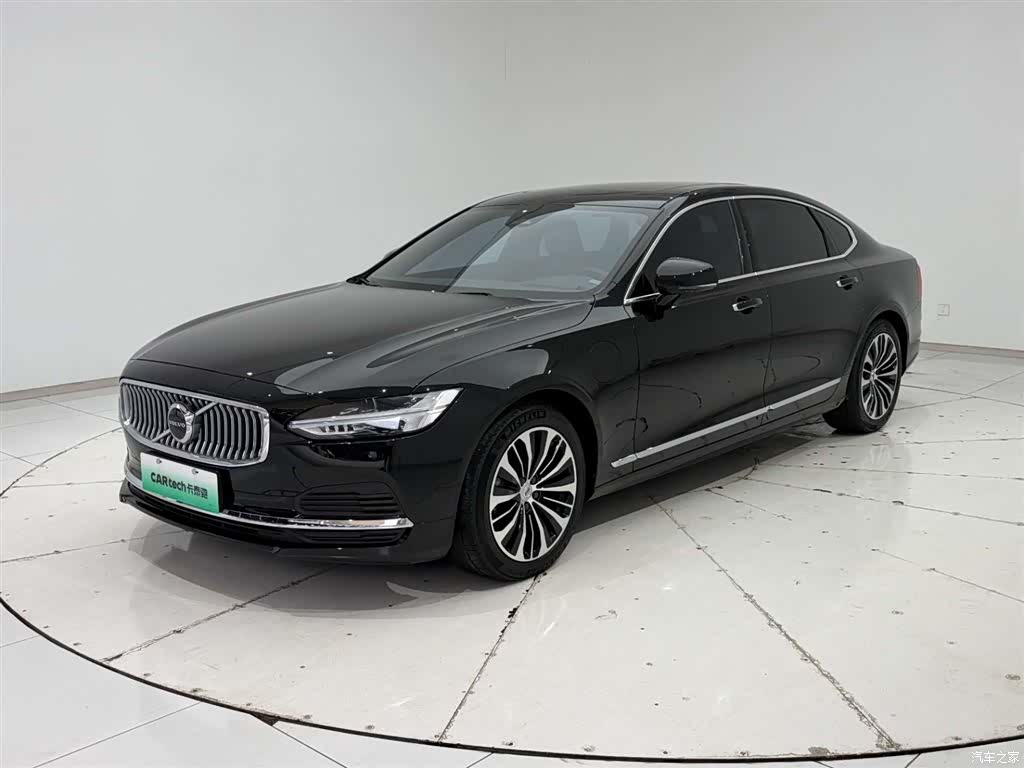 Volvo S90, 2023 все фото