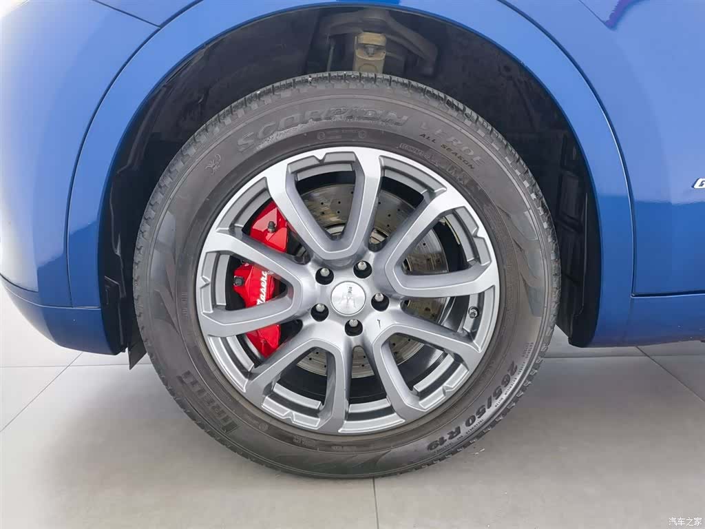 Maserati Levante, 2018 16
