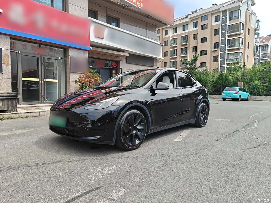 Tesla Model Y, 2022 2