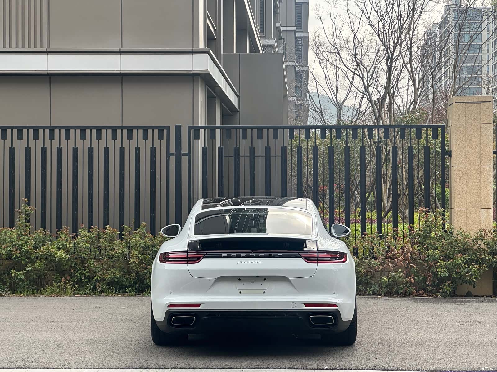 Porsche Panamera, 2018 все фото