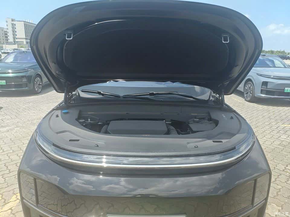 Li Auto L7, 2025 10