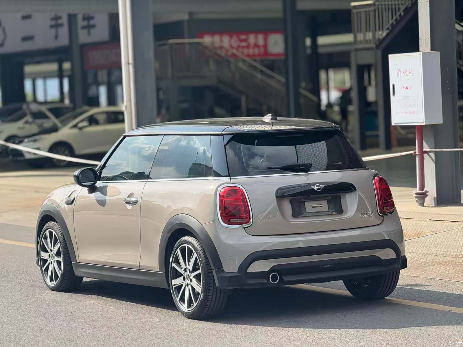 Mini Cooper, 2023 12
