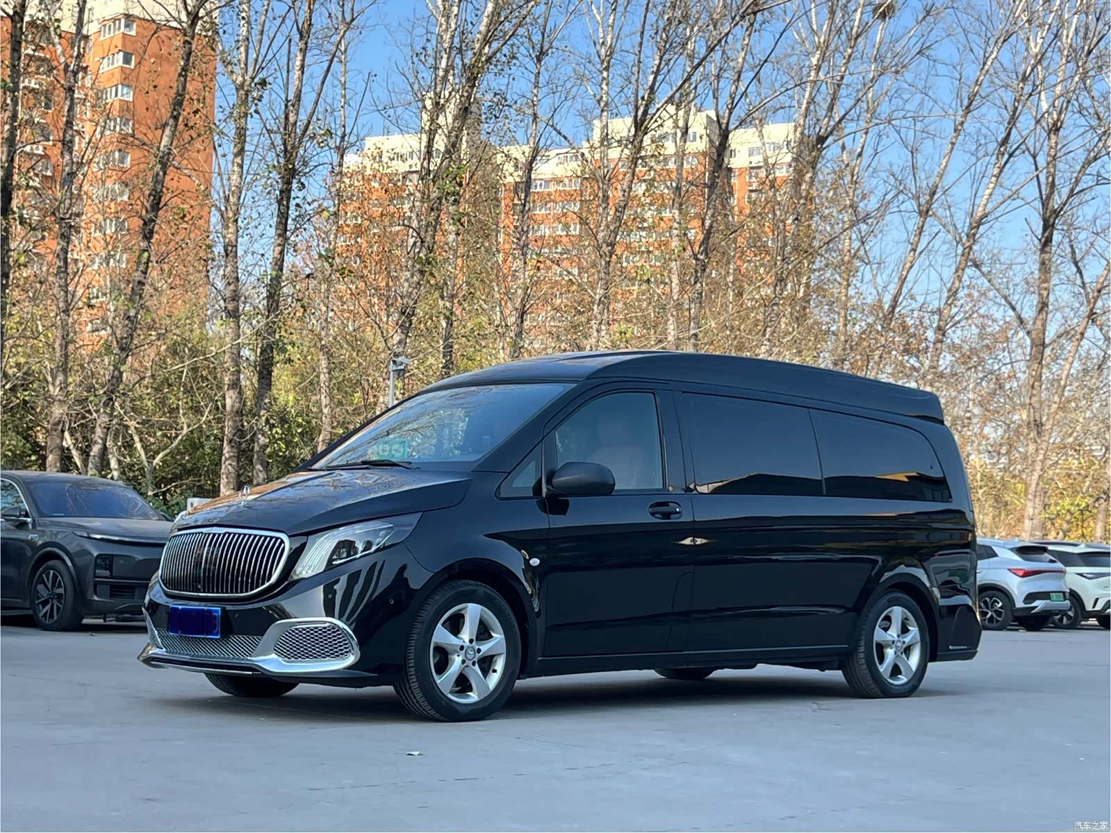 Mercedes-Benz 9, 2018 2