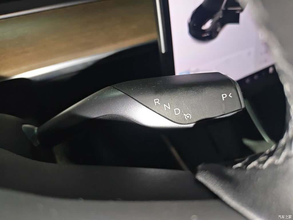 Tesla Model 3, 2020 7
