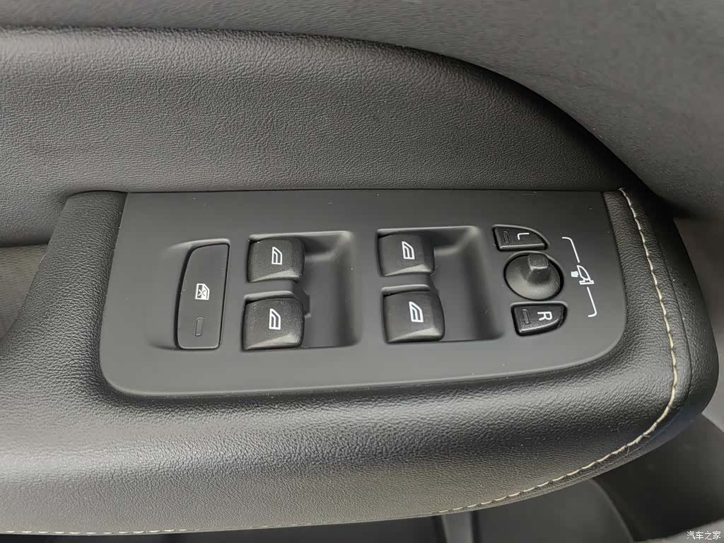 Volvo XC60, 2019 9