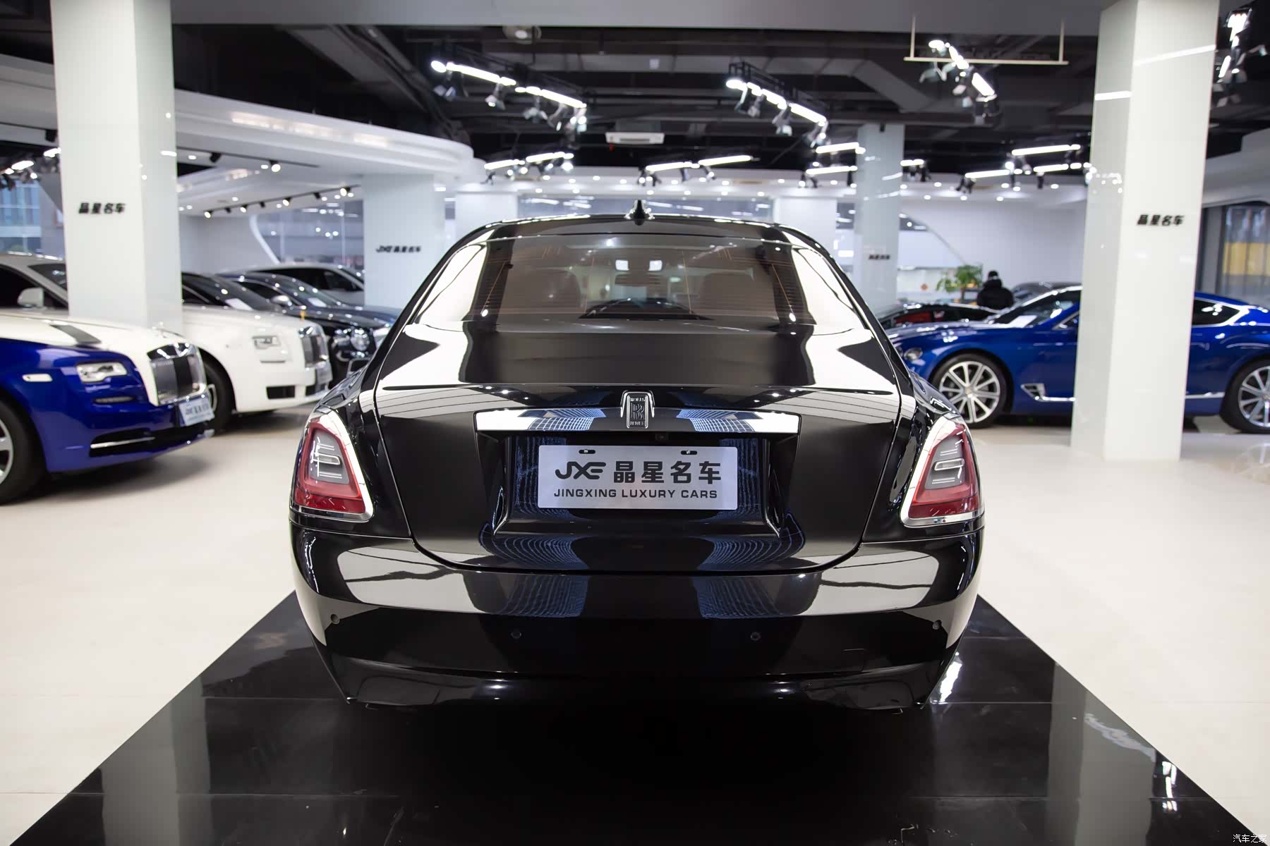 Rolls-Royce Ghost, 2024 13