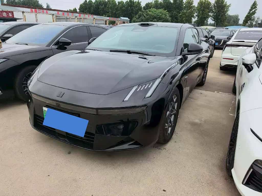 Lynk & Co 10