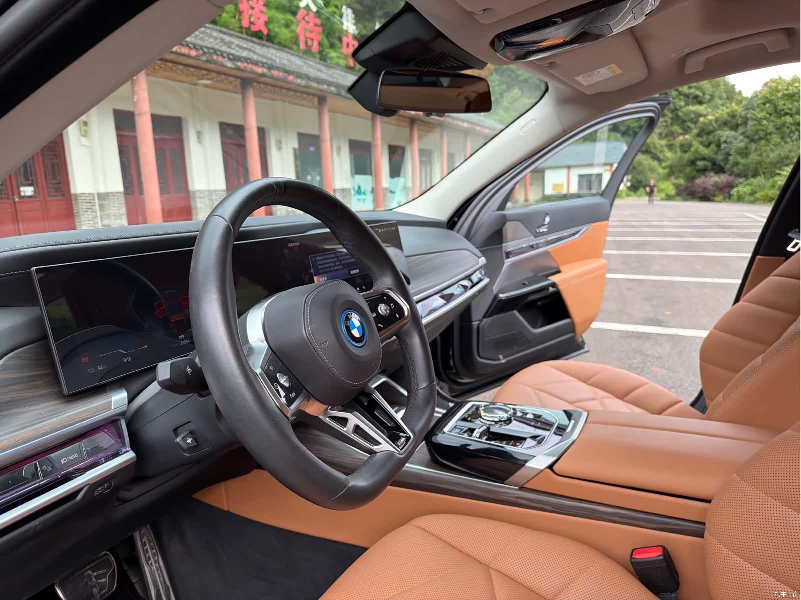 BMW i7, 2023 все фото