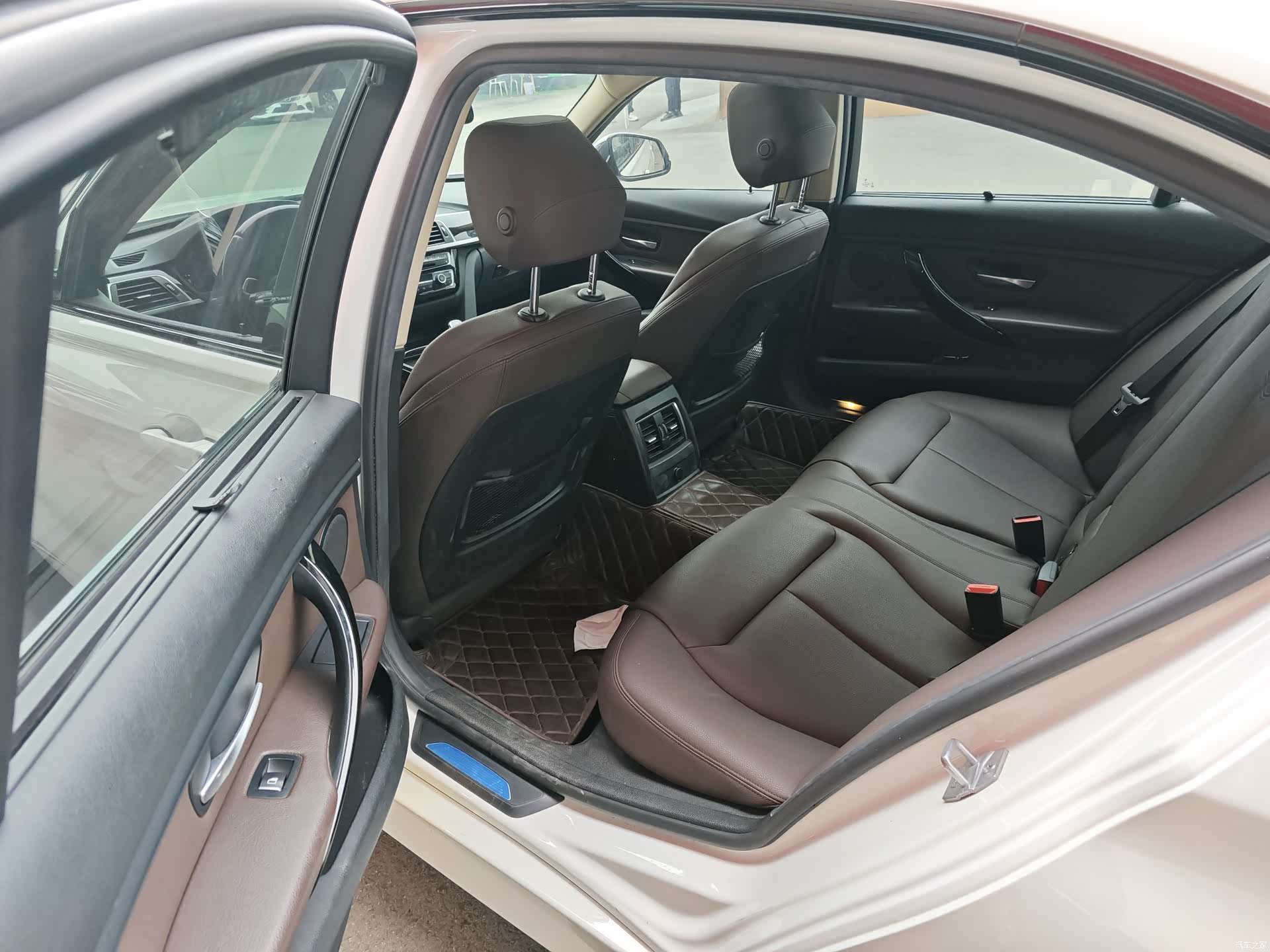 BMW 3 Series, 2017 все фото