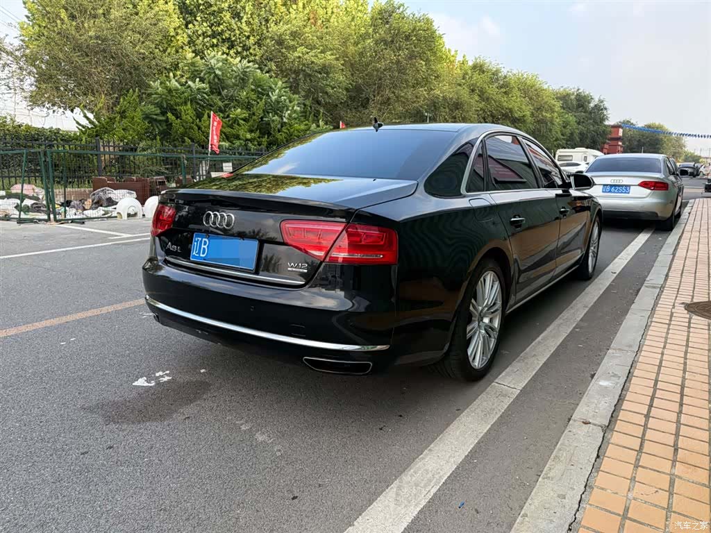 Audi A8L, 2011 16