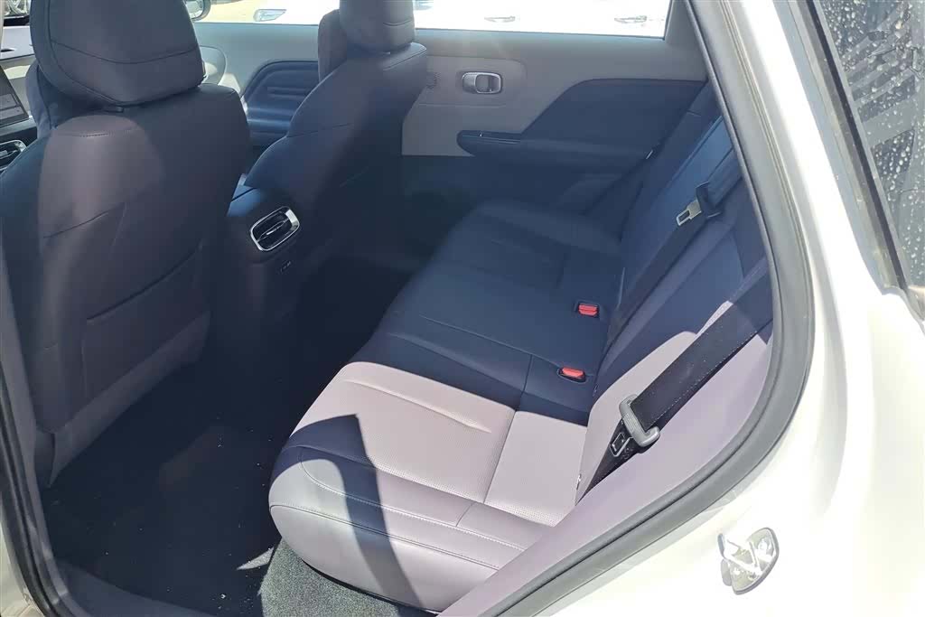 Leapmotor B10, 2025 11