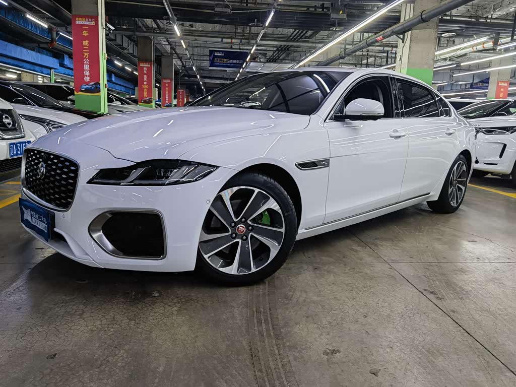 Jaguar XFL