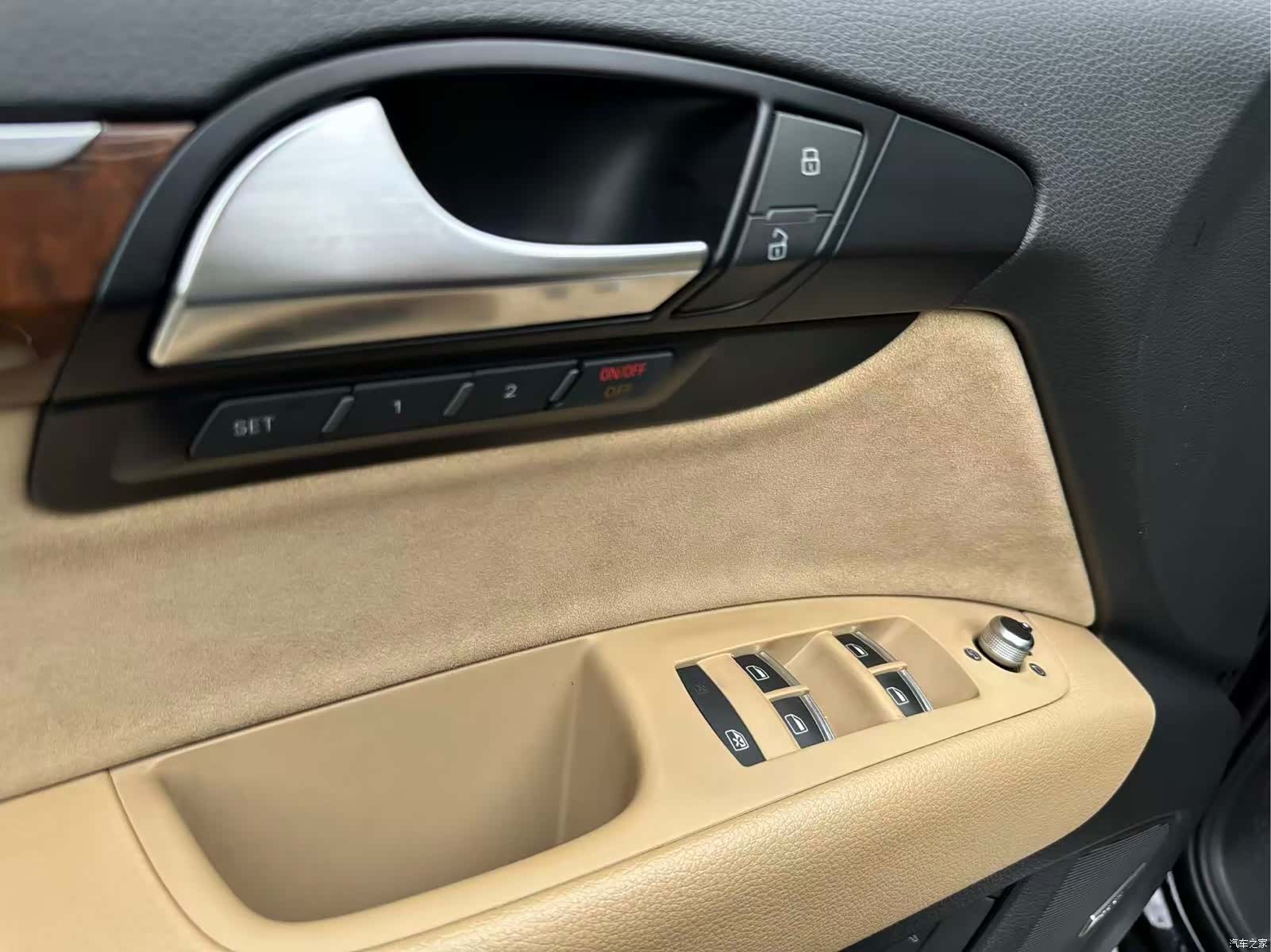 Audi Q7, 2012 9