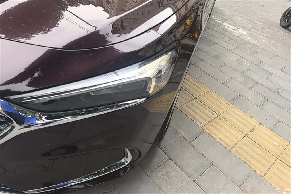 Buick LaCrosse, 2022 все фото