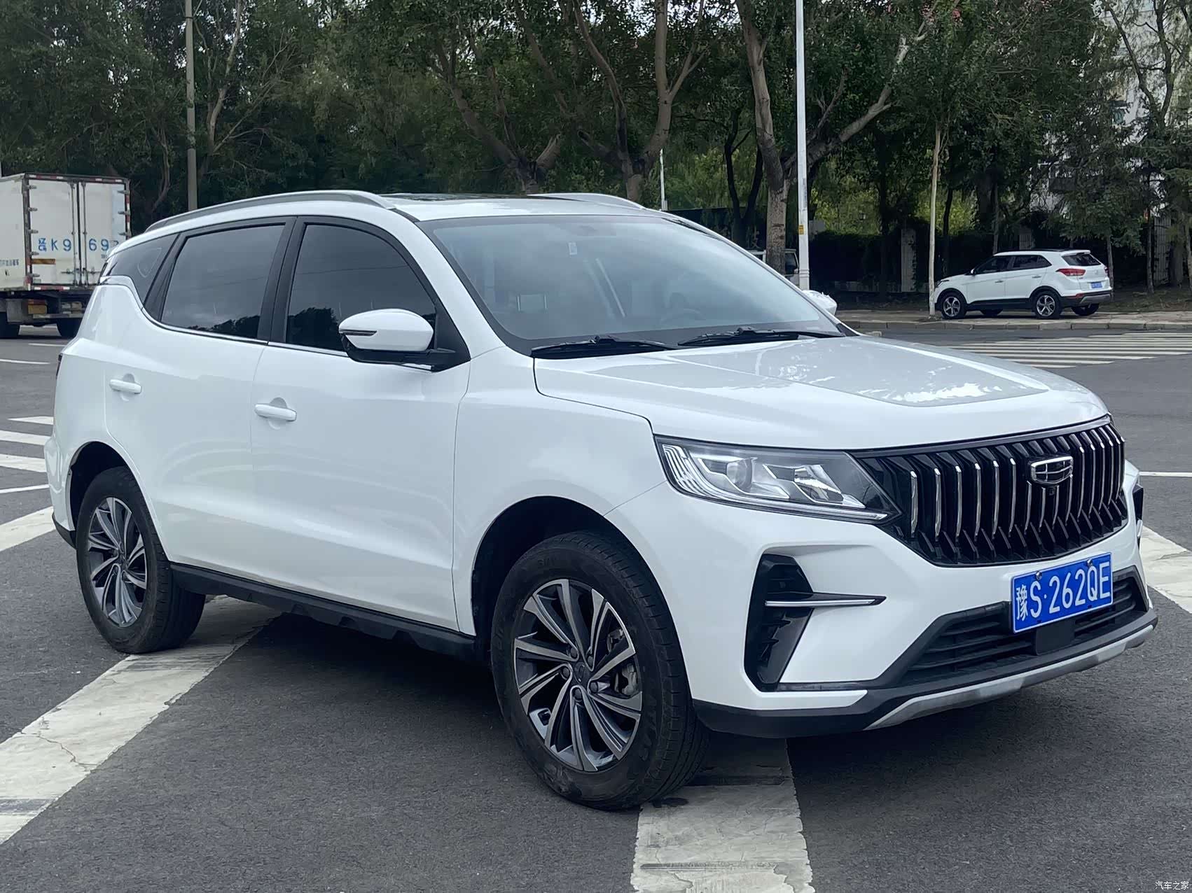 Geely X6, 2022 2