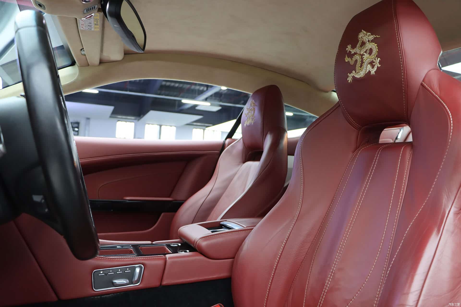 Aston Martin Virage, 2014 24