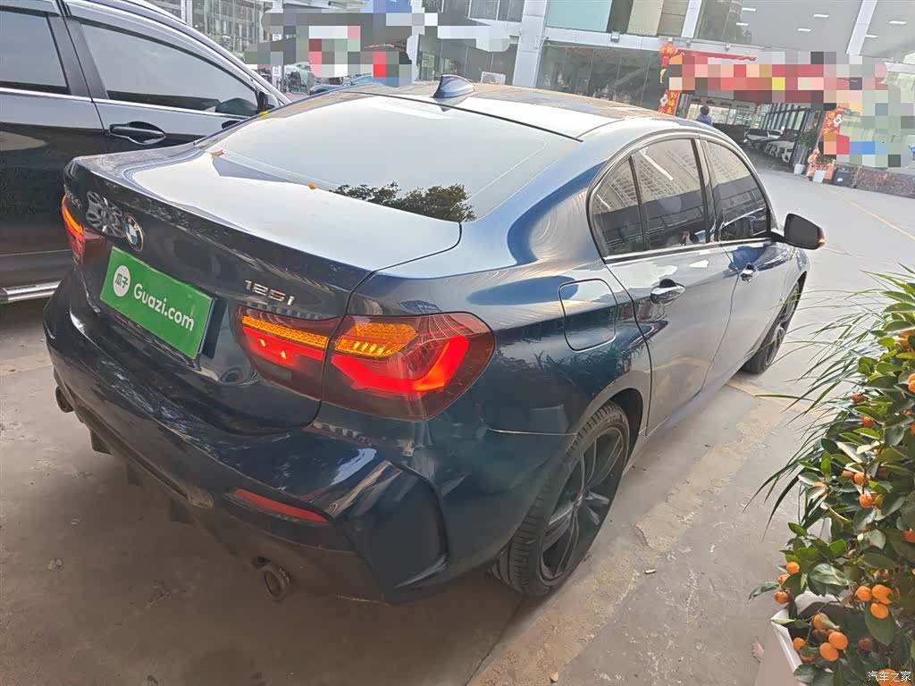BMW 1 Series, 2023 все фото