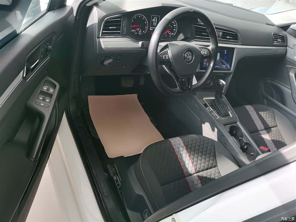 Volkswagen Lamando, 2019 16