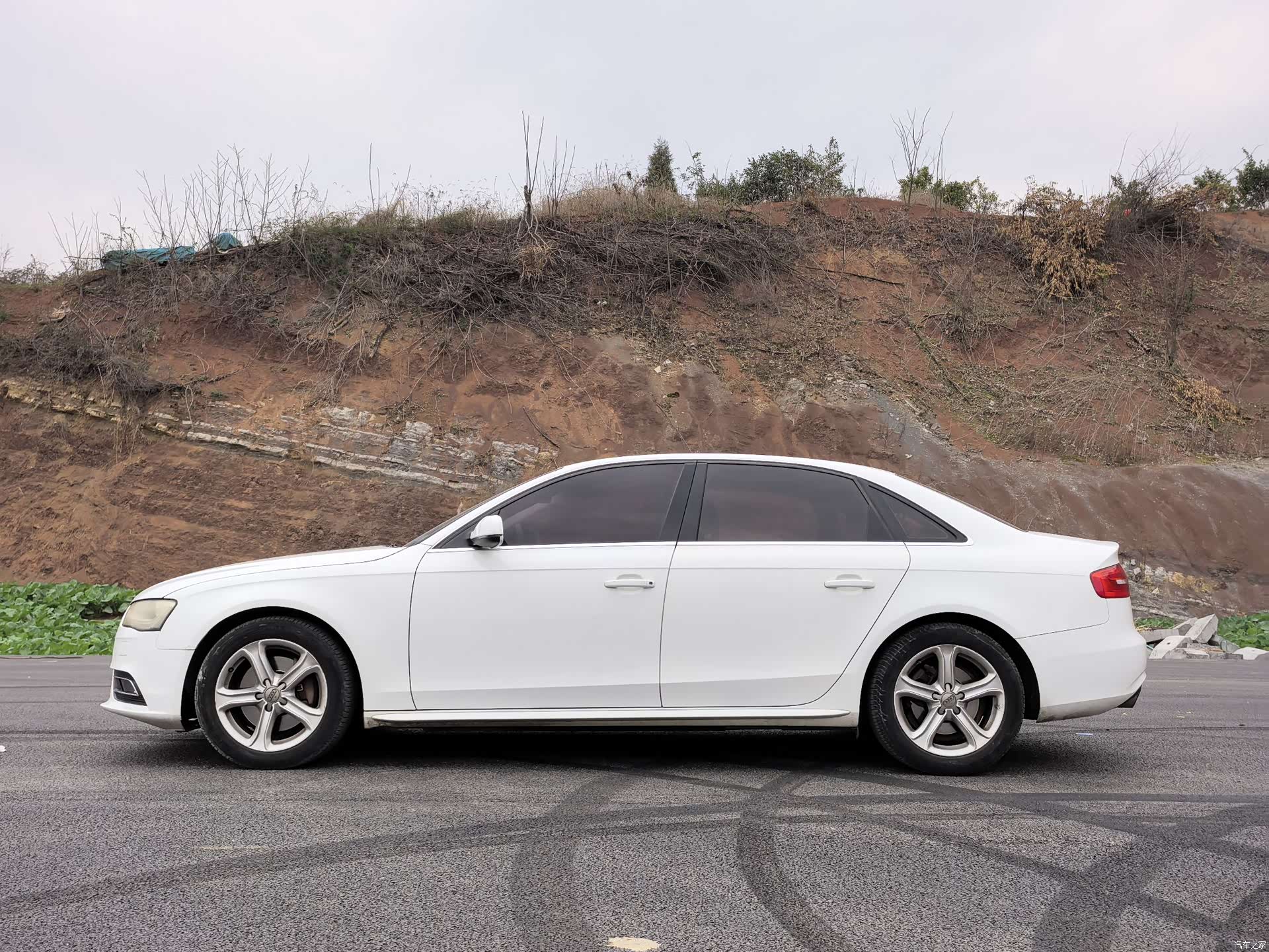 Audi A4L, 2015 4