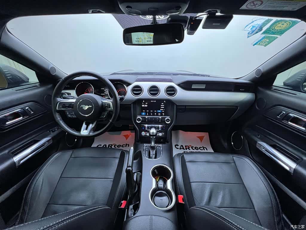 Ford Mustang, 2017 11