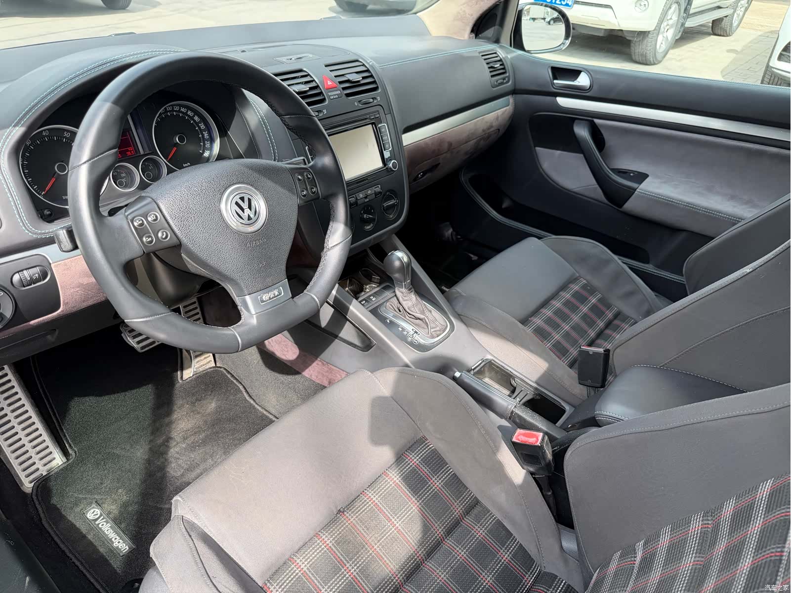 Volkswagen Golf, 2008 7