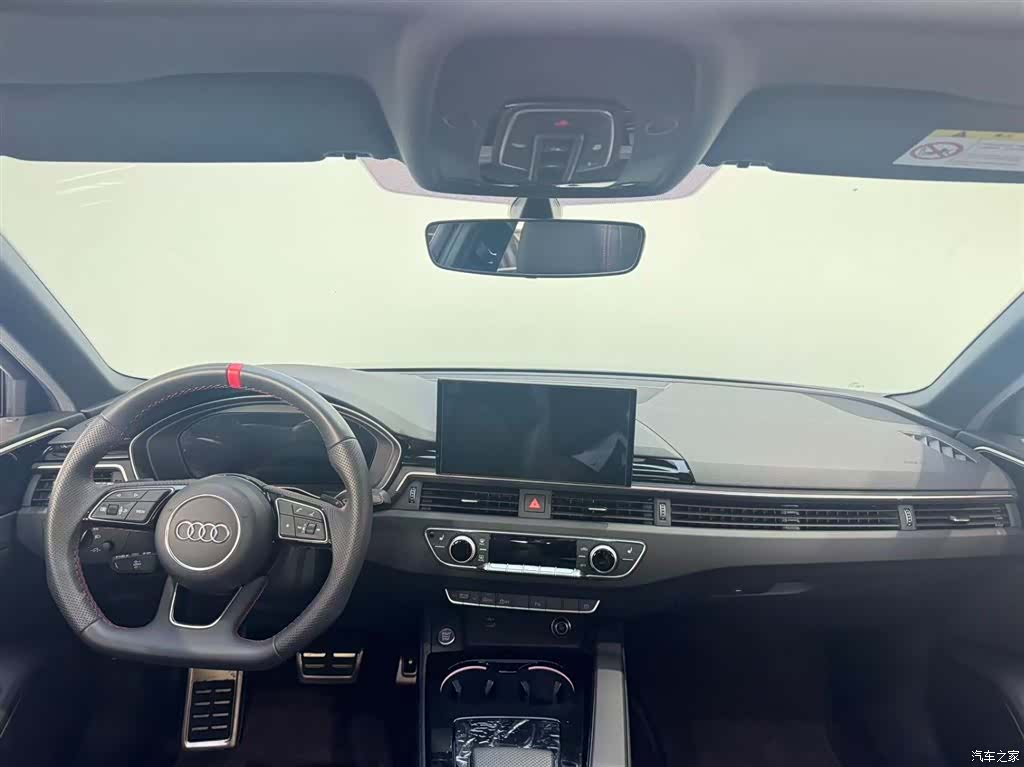Audi A4L, 2025 7