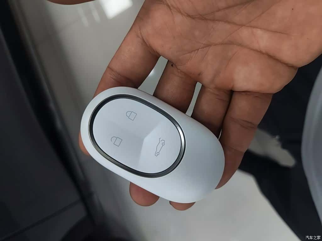 NIO ES6, 2025 9