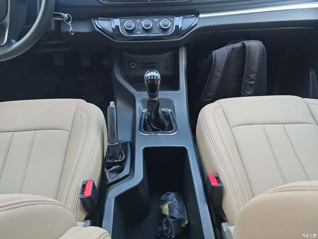 DongFeng M5L, 2024 14