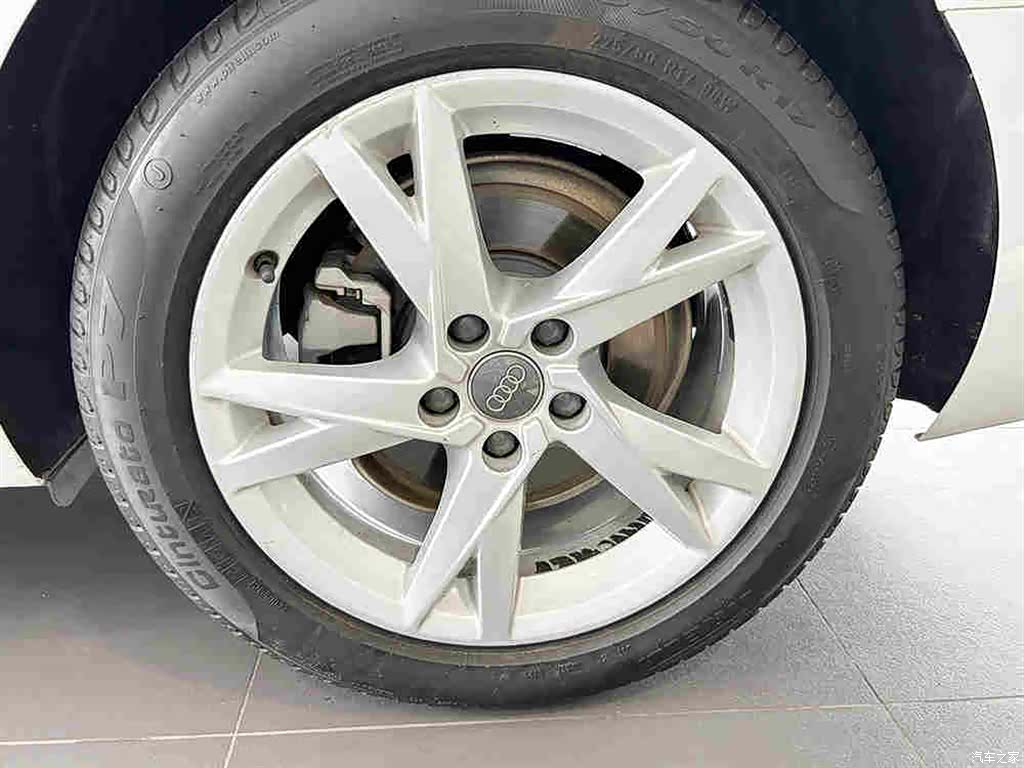 Audi A4L, 2018 10