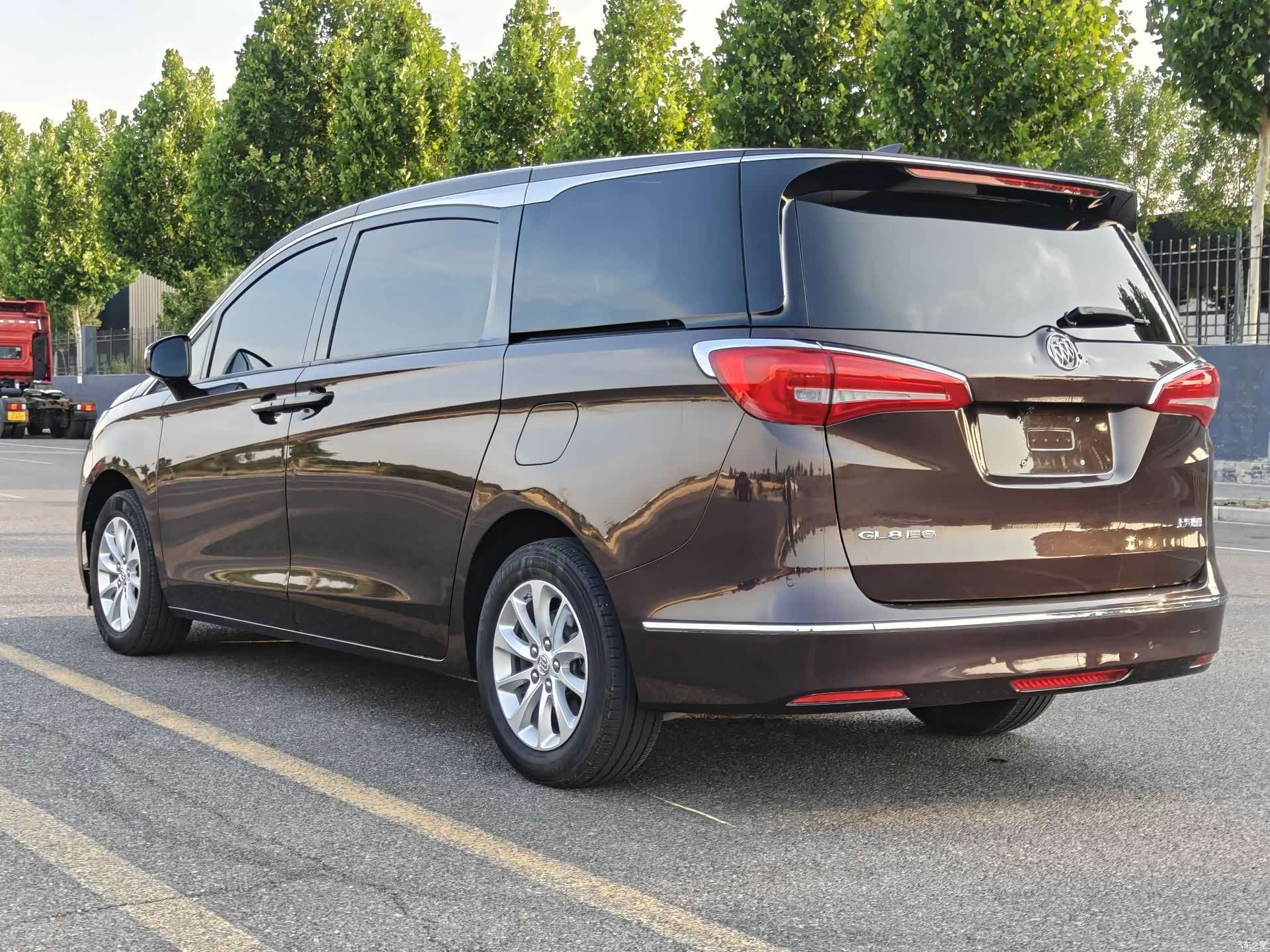 Buick GL8, 2018 9