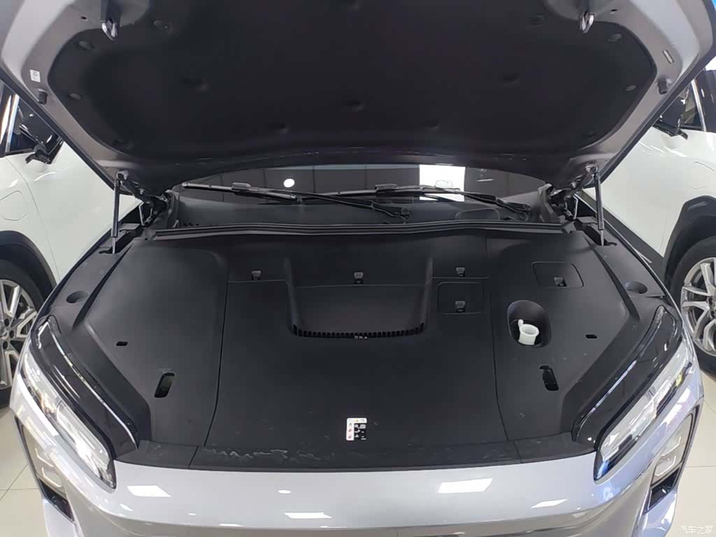 NIO ES6, 2025 20